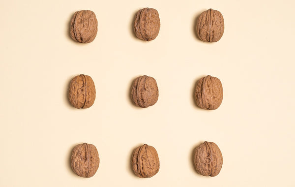 Shelled vs. unshelled walnuts: Which one should you choose?