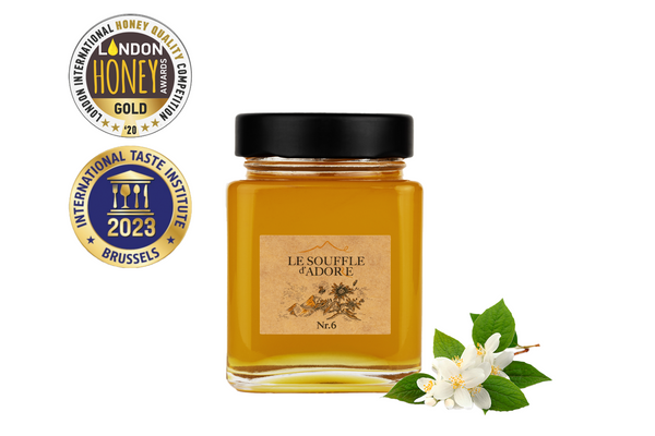 Pure Honey from Wildflower Nectar
